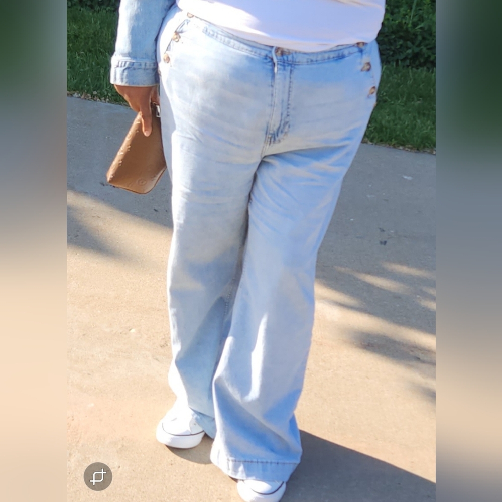 Women's Light Blue Jeans Wide Leg